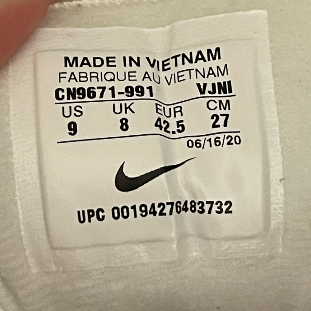 Nike - Picture 5 of 5